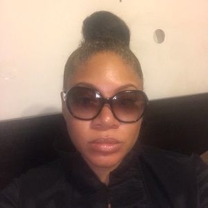 Meet your Posher, Erika